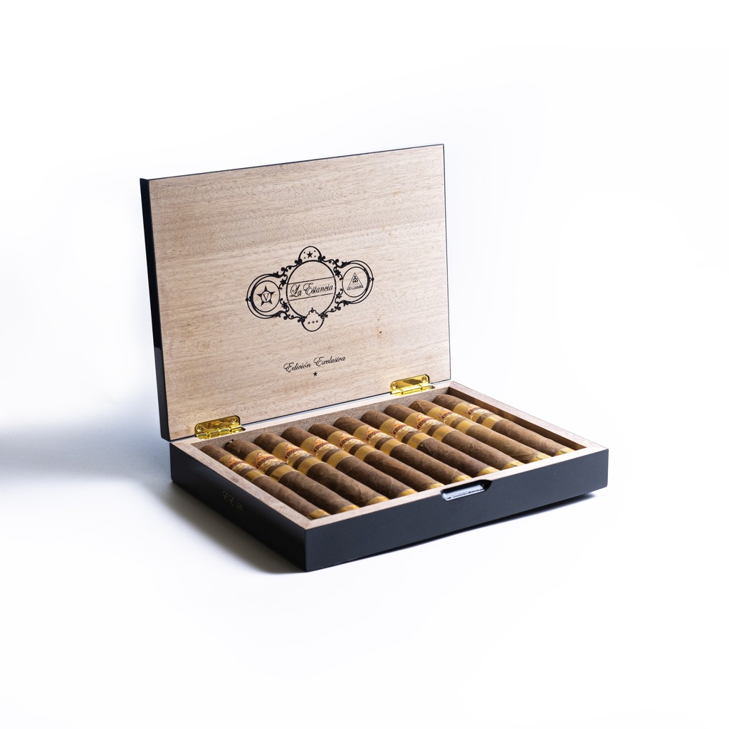 La Estancia Edicion Exclusiva 56 - Box Of 10 Cigars
